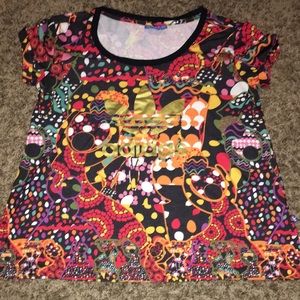 ADIDAS PRINT ROLL SLEEVE GOLD TREFOIL MULTI COLOR PRINT ROUND NECK SHIRT